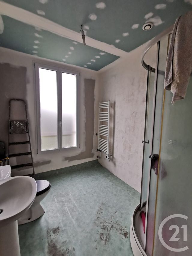 Maison &agrave; vendre - 9 pi&egrave;ces - 140 m2 - Epernon - 28 - CENTRE