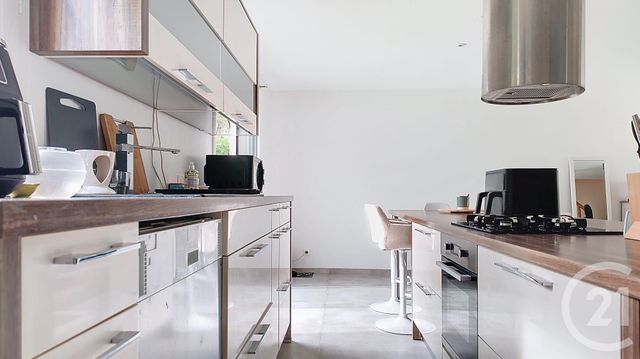 Maison à vendre - 5 pièces - 133 m2 - Nogent Le Roi - 28 - CENTRE