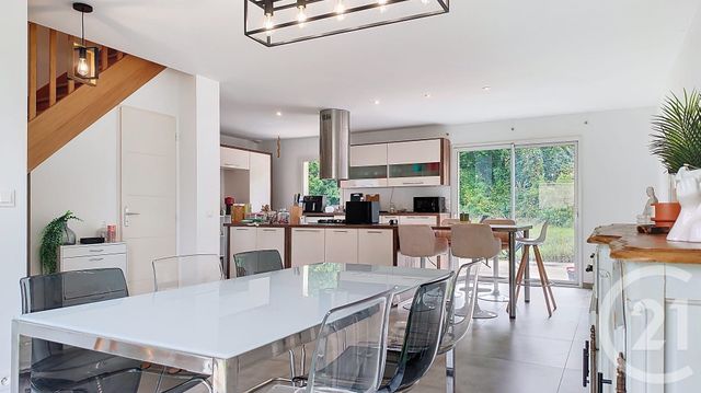 Maison à vendre - 5 pièces - 133 m2 - Nogent Le Roi - 28 - CENTRE