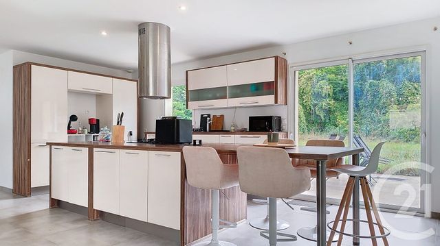 Maison à vendre - 5 pièces - 133 m2 - Nogent Le Roi - 28 - CENTRE