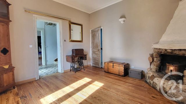 Maison &agrave; vendre - 9 pi&egrave;ces - 220 m2 - Epernon - 28 - CENTRE