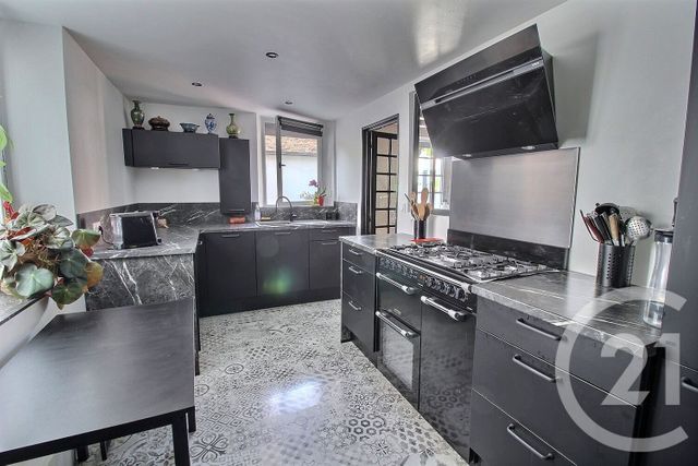 Maison à vendre - 6 pièces - 125 m2 - Nogent Le Roi - 28 - CENTRE