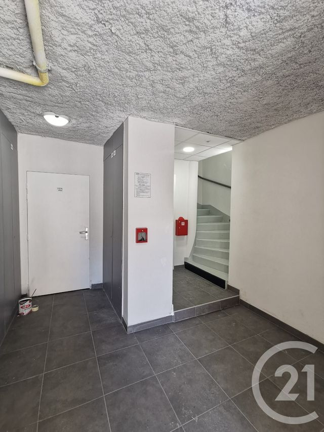 Appartement F2 &agrave; vendre - 2 pi&egrave;ces - 37,07 m2 - Epernon - 28 - CENTRE