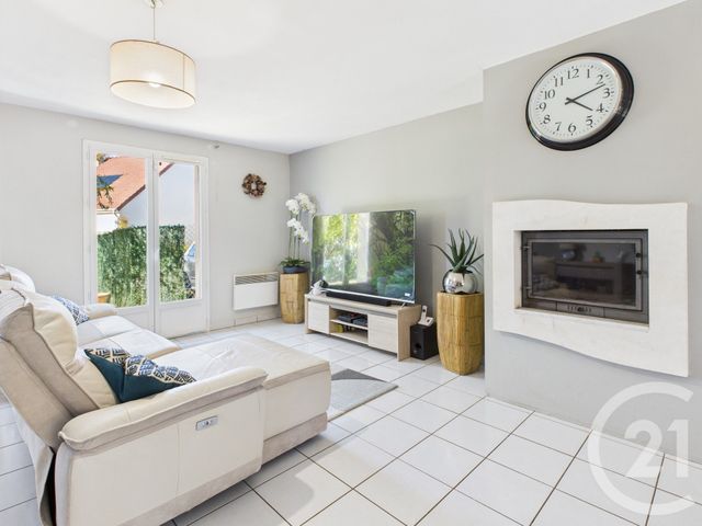 Maison à vendre - 5 pièces - 87 m2 - Nogent Le Roi - 28 - CENTRE