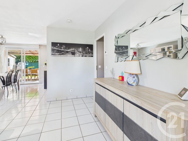 Maison à vendre - 5 pièces - 87 m2 - Nogent Le Roi - 28 - CENTRE