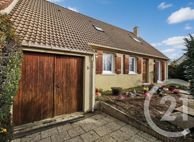 Maison à vendre - 7 pièces - 138 m2 - Epernon - 28 - CENTRE