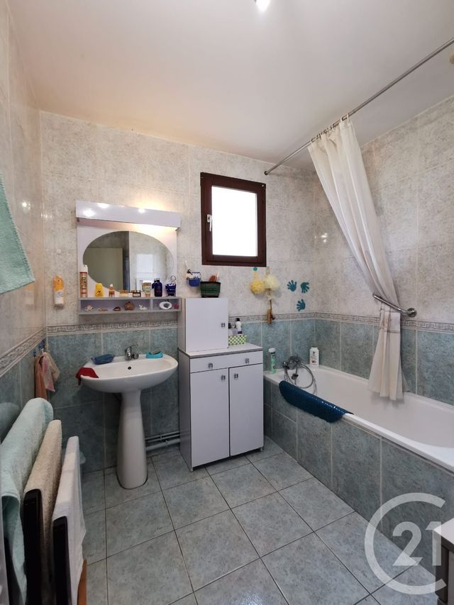 Maison à vendre - 7 pièces - 138 m2 - Epernon - 28 - CENTRE