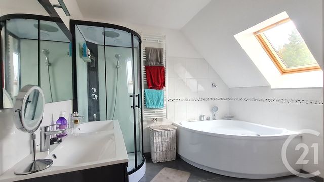 Maison à vendre - 6 pièces - 110 m2 - Nogent Le Roi - 28 - CENTRE