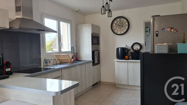 Maison à vendre - 6 pièces - 110 m2 - Nogent Le Roi - 28 - CENTRE