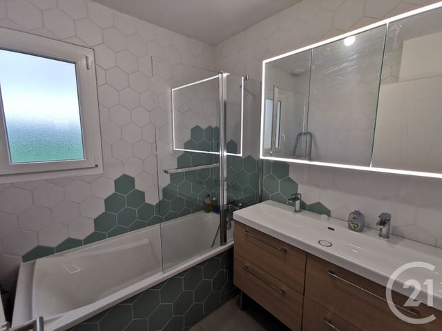 Maison &agrave; vendre - 7 pi&egrave;ces - 138 m2 - Nogent Le Roi - 28 - CENTRE