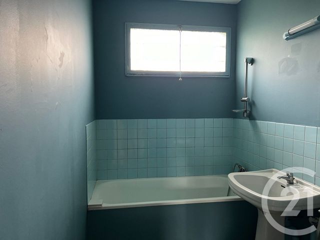 Maison &agrave; vendre - 4 pi&egrave;ces - 65 m2 - Epernon - 28 - CENTRE