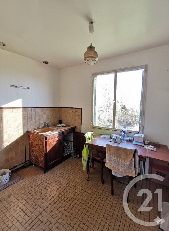 Maison &agrave; vendre - 4 pi&egrave;ces - 65 m2 - Epernon - 28 - CENTRE