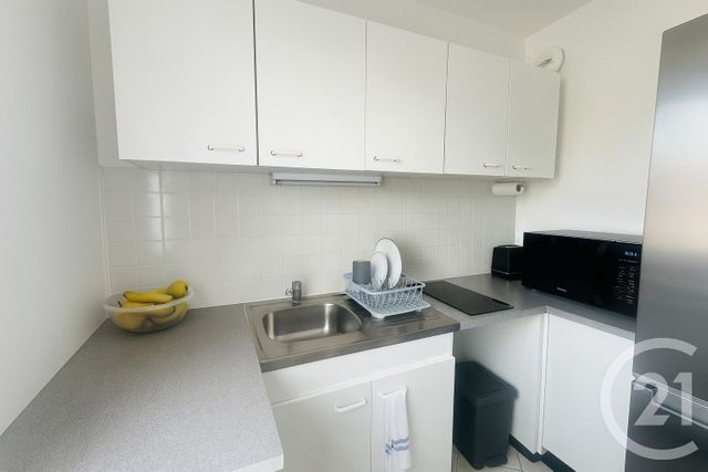 Appartement F1 à vendre - 1 pièce - 26,60 m2 - Epernon - 28 - CENTRE