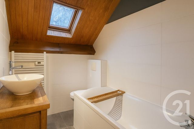 Maison à vendre - 5 pièces - 94 m2 - Epernon - 28 - CENTRE