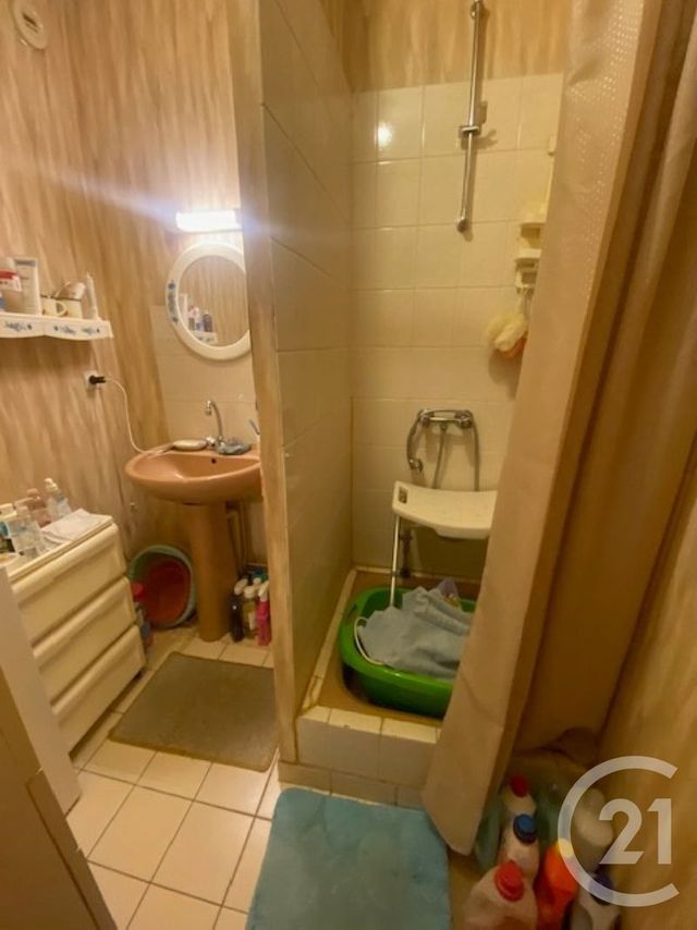 Appartement F2 &agrave; vendre - 2 pi&egrave;ces - 37,73 m2 - Nogent Le Roi - 28 - CENTRE