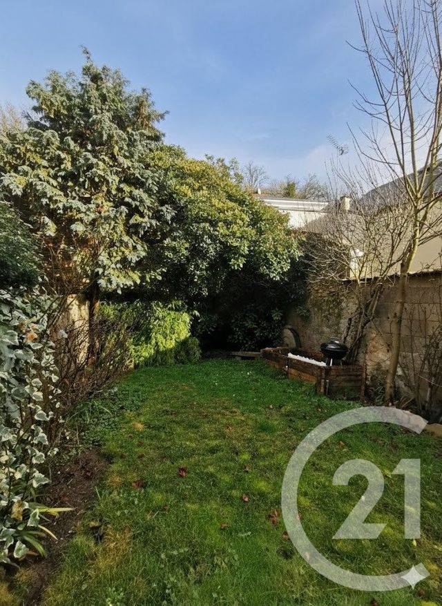 Maison &agrave; vendre - 8 pi&egrave;ces - 195 m2 - Epernon - 28 - CENTRE