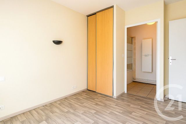Appartement F2 &agrave; vendre - 2 pi&egrave;ces - 39,45 m2 - Epernon - 28 - CENTRE