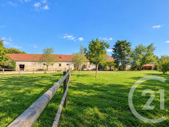 Maison &agrave; vendre - 7 pi&egrave;ces - 290 m2 - Epernon - 28 - CENTRE