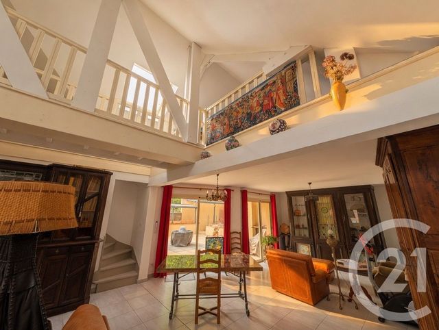 Maison &agrave; vendre - 7 pi&egrave;ces - 206,17 m2 - Epernon - 28 - CENTRE