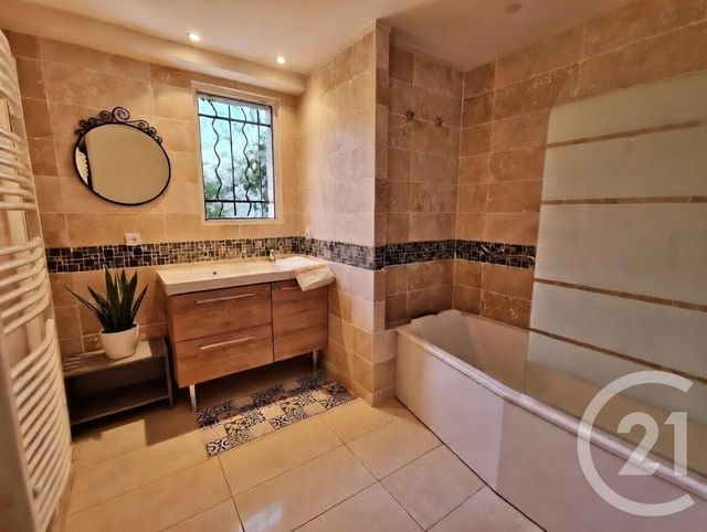 Maison &agrave; vendre - 7 pi&egrave;ces - 152 m2 - Epernon - 28 - CENTRE