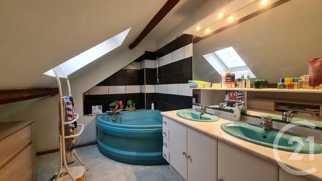 Maison &agrave; vendre - 6 pi&egrave;ces - 115 m2 - Maintenon - 28 - CENTRE