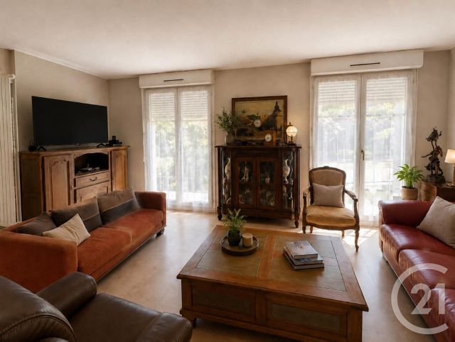 Maison &agrave; vendre - 7 pi&egrave;ces - 157 m2 - Epernon - 28 - CENTRE
