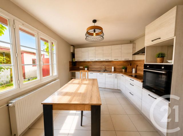 Maison &agrave; vendre - 5 pi&egrave;ces - 76 m2 - Maintenon - 28 - CENTRE