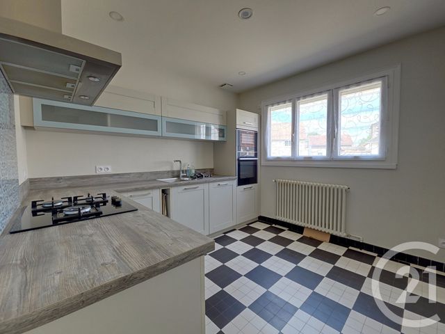Maison &agrave; vendre - 5 pi&egrave;ces - 135 m2 - Maintenon - 28 - CENTRE