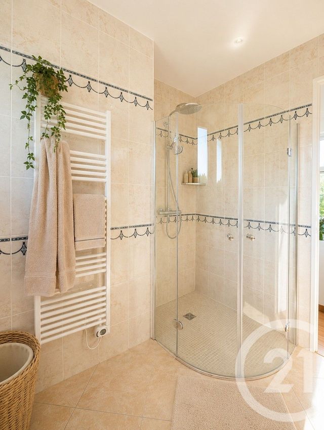 Maison &agrave; vendre - 7 pi&egrave;ces - 155 m2 - Epernon - 28 - CENTRE