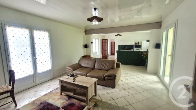 Maison &agrave; vendre - 5 pi&egrave;ces - 114 m2 - St Piat - 28 - CENTRE