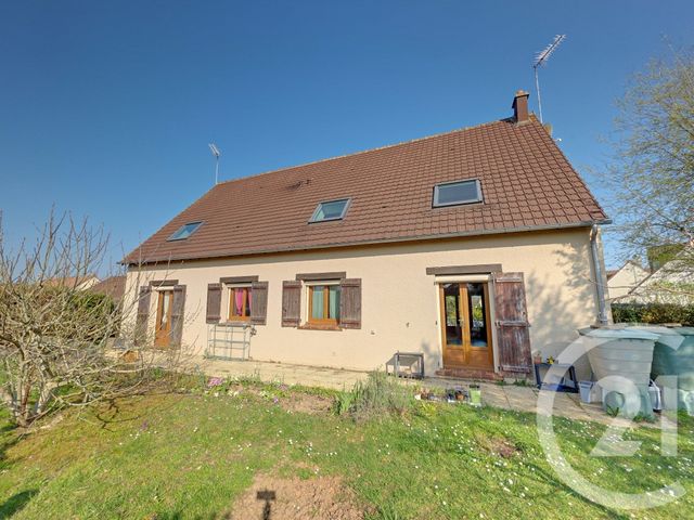 Maison &agrave; vendre - 9 pi&egrave;ces - 180 m2 - Maintenon - 28 - CENTRE