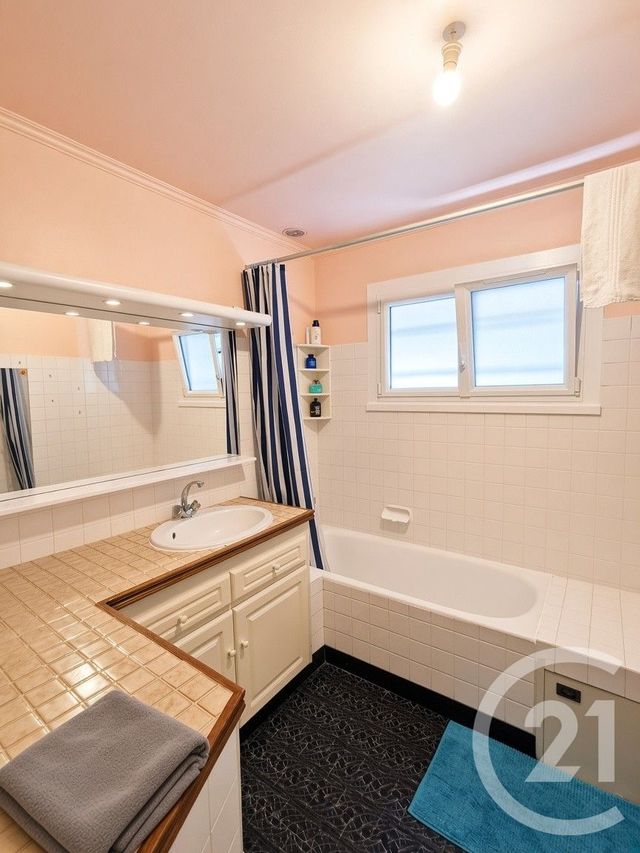 Maison &agrave; vendre - 6 pi&egrave;ces - 130 m2 - Epernon - 28 - CENTRE