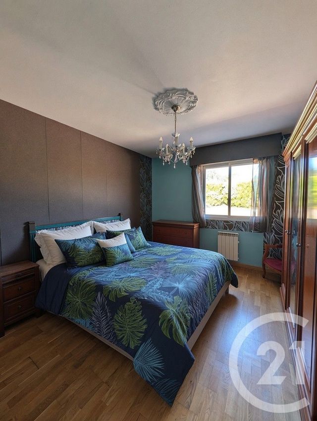 Maison &agrave; vendre - 8 pi&egrave;ces - 187 m2 - Epernon - 28 - CENTRE