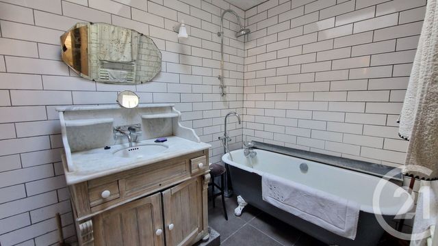 Maison &agrave; vendre - 6 pi&egrave;ces - 100 m2 - Maintenon - 28 - CENTRE