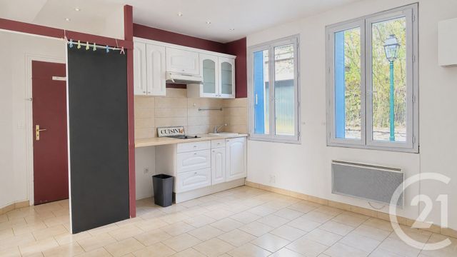 Appartement 2 pièces 30 m² · à Épernon · 30,2 m² · 99 000 €