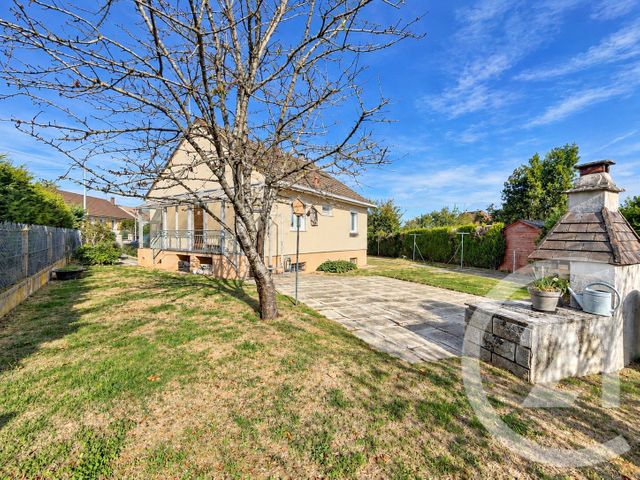 Maison &agrave; vendre - 4 pi&egrave;ces - 78 m2 - Maintenon - 28 - CENTRE