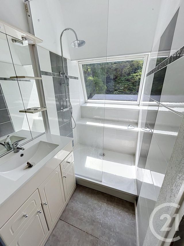 Appartement &agrave; vendre - 3 pi&egrave;ces - 58,42 m2 - Epinal - 88 - LORRAINE