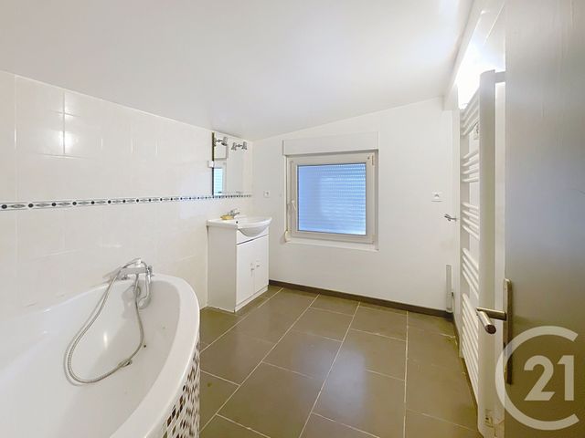 Appartement F3 &agrave; vendre - 4 pi&egrave;ces - 92,97 m2 - Epinal - 88 - LORRAINE