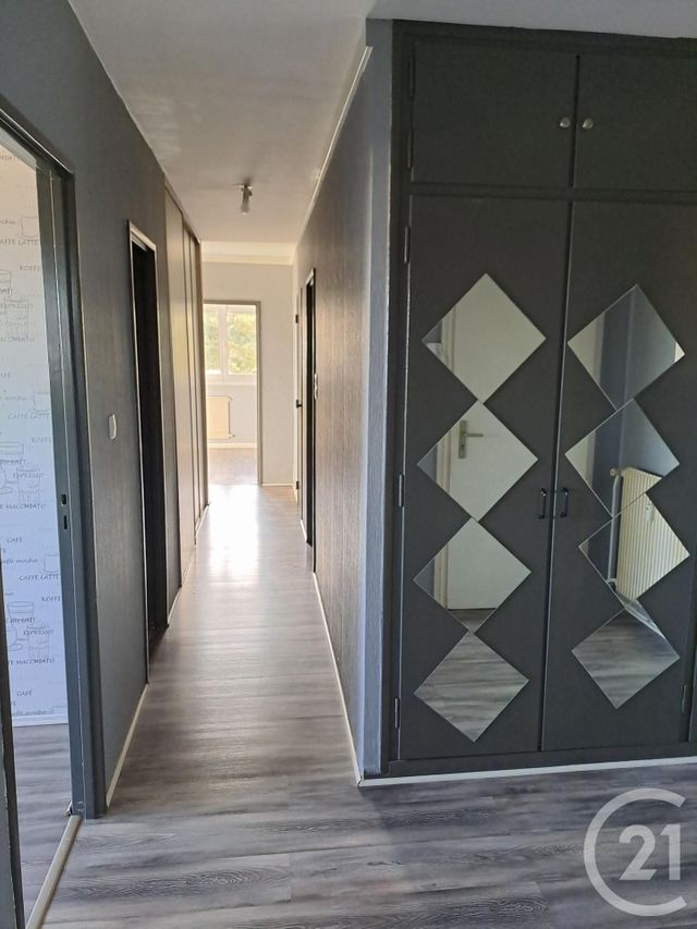 Appartement F4 &agrave; vendre - 4 pi&egrave;ces - 77 m2 - Epinal - 88 - LORRAINE