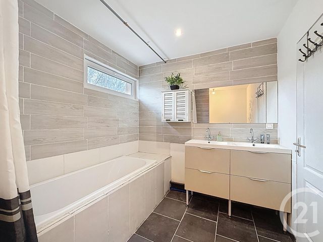 Maison &agrave; vendre - 7 pi&egrave;ces - 176 m2 - Dinoze - 88 - LORRAINE