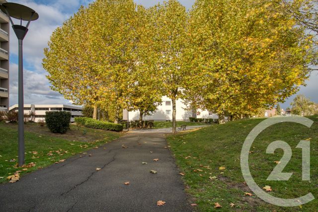 Appartement F5 &agrave; vendre - 5 pi&egrave;ces - 100,79 m2 - Ermont - 95 - ILE-DE-FRANCE