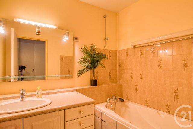 Appartement F3 &agrave; vendre - 3 pi&egrave;ces - 72,56 m2 - Ermont - 95 - ILE-DE-FRANCE