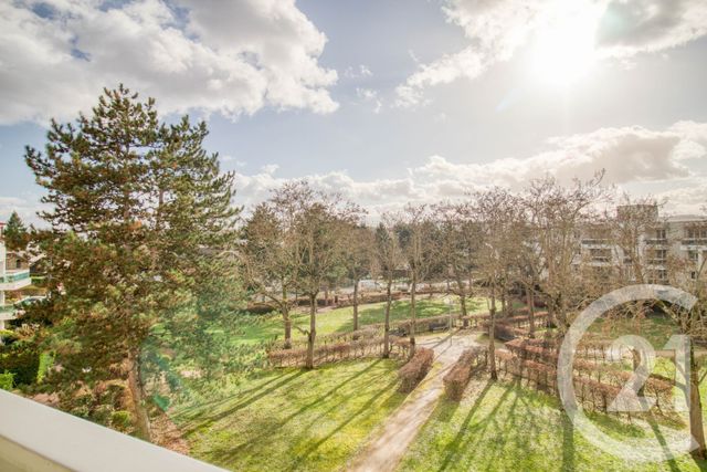 Appartement F5 &agrave; vendre - 5 pi&egrave;ces - 87,24 m2 - Ermont - 95 - ILE-DE-FRANCE