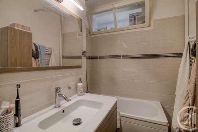 Appartement F3 &agrave; vendre - 3 pi&egrave;ces - 54,50 m2 - Ermont - 95 - ILE-DE-FRANCE