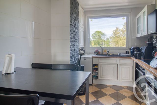 Appartement F4 &agrave; vendre - 4 pi&egrave;ces - 81,88 m2 - Ermont - 95 - ILE-DE-FRANCE