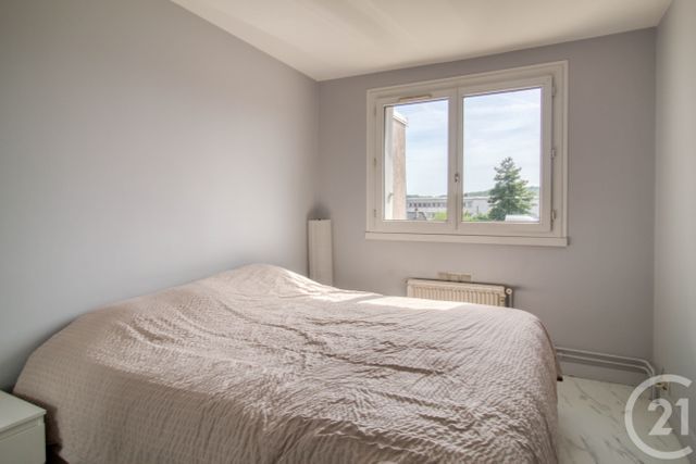 Appartement F4 &agrave; vendre - 4 pi&egrave;ces - 81,88 m2 - Ermont - 95 - ILE-DE-FRANCE