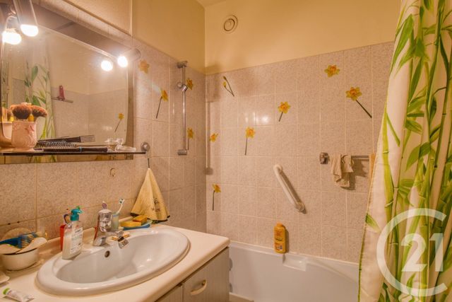 Appartement F3 &agrave; vendre - 3 pi&egrave;ces - 71,59 m2 - Ermont - 95 - ILE-DE-FRANCE