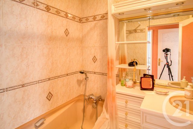 Appartement F4 &agrave; vendre - 4 pi&egrave;ces - 79,11 m2 - Le Plessis Bouchard - 95 - ILE-DE-FRANCE