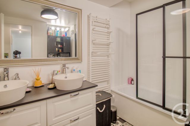 Appartement F4 &agrave; vendre - 4 pi&egrave;ces - 74,19 m2 - Montmorency - 95 - ILE-DE-FRANCE