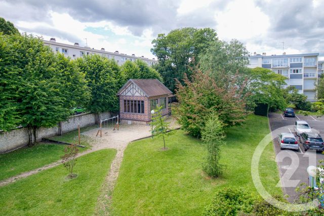 Appartement F4 &agrave; vendre - 4 pi&egrave;ces - 79,02 m2 - Le Plessis Bouchard - 95 - ILE-DE-FRANCE